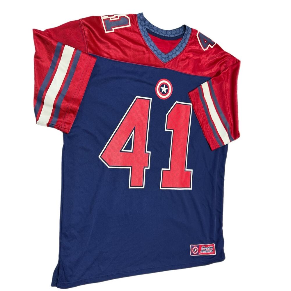 Marvel Captain America Jersey Size XL 23x29 Super Soldier Red White Blue  USA